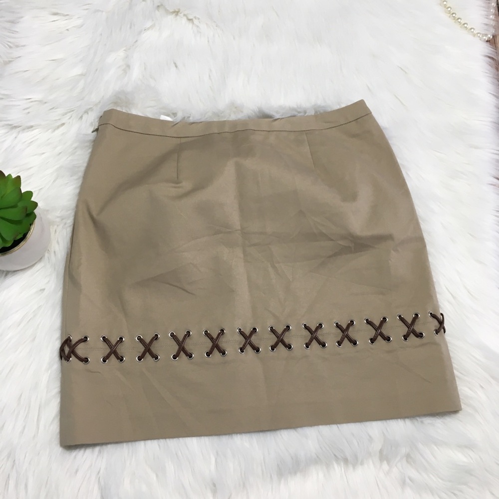 MICHEAL Micheal Kors nude skirt criss cross hem